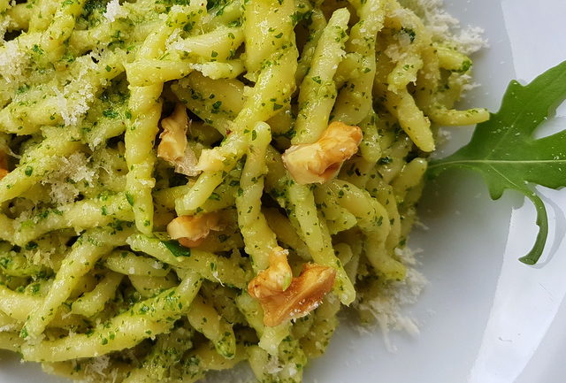 Trofie pasta with rocket pesto