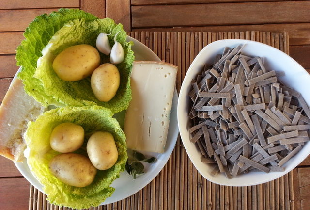 Ingredients for baked pizzoccheri alla Valtellinese