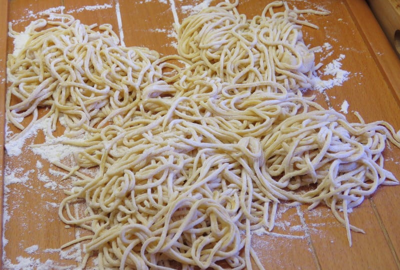 homemade spaghetti maccheroni alla chitarra