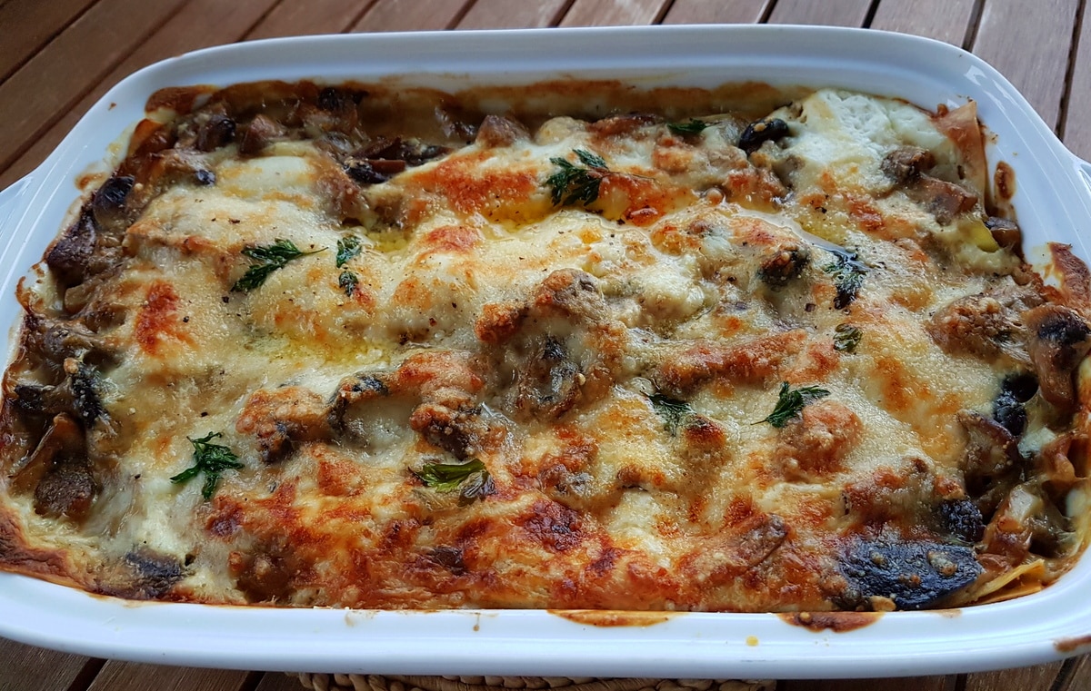 Lasagne al forno mushrooms and burrata - The Pasta Project