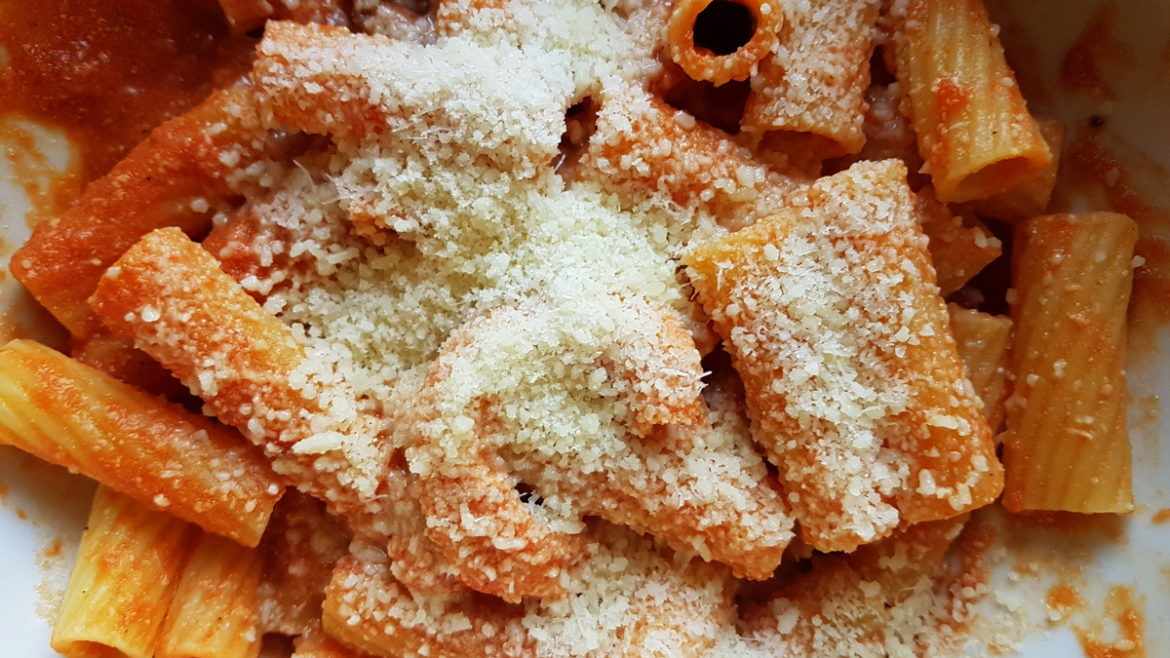 rigatoni con la pajata