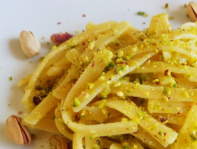 Pasta with Pistachio Pesto