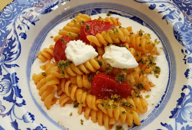 fusilli pasta with tomatoes, basil & burrata cream 