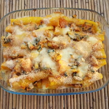 Baked trescatori pasta with pumpkin and zucchini
