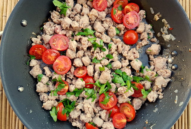 bigoli pasta with luganega sausage 