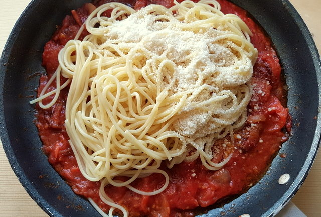 Bucatini or Spaghetti Amatriciana 