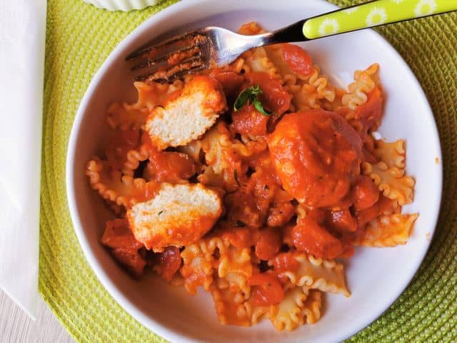 Calabrian ricotta balls in tomato sauce with pasta