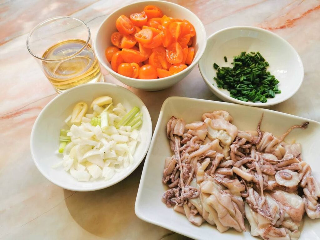 Easy Italian squid pasta recipe from Abruzzo. – The Pasta Project