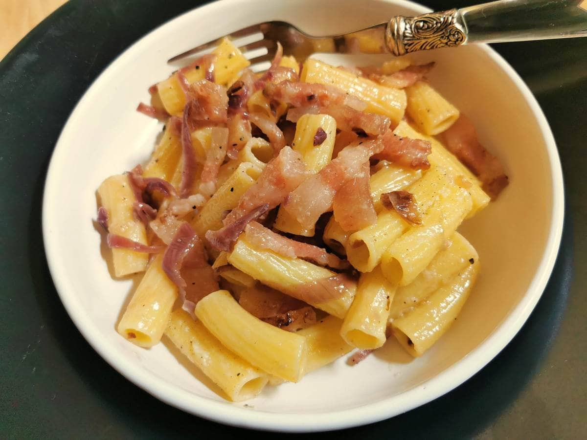 Easy red onion pasta with guanciale alla cipollara.