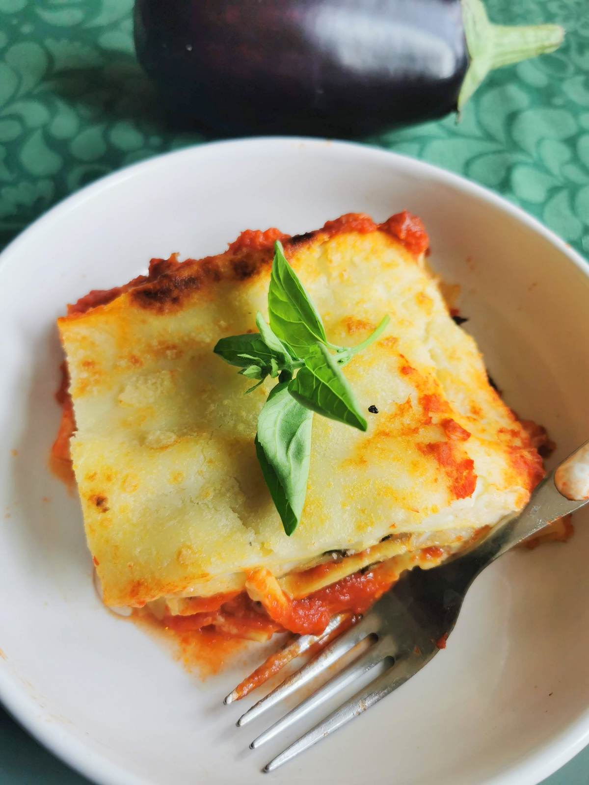 Eggplant parmigiana lasagna (lasagne alla parmigiana).