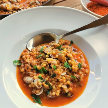 Fregola with clams