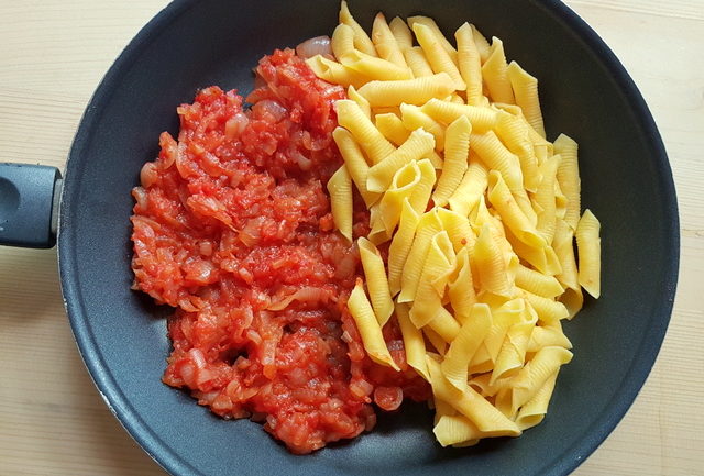 Italian braised onion sauce (il friggione) with garganelli pasta