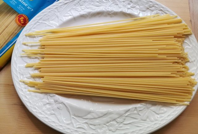 Italian linguine from De Cecco