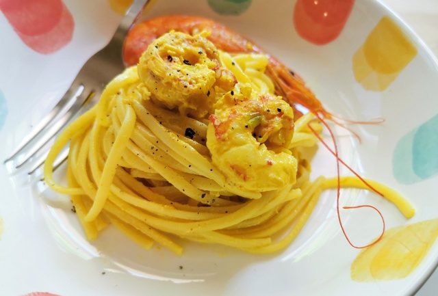 Italian prawn saffron linguine