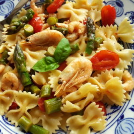 Italian shrimp and asparagus farfalle recipe