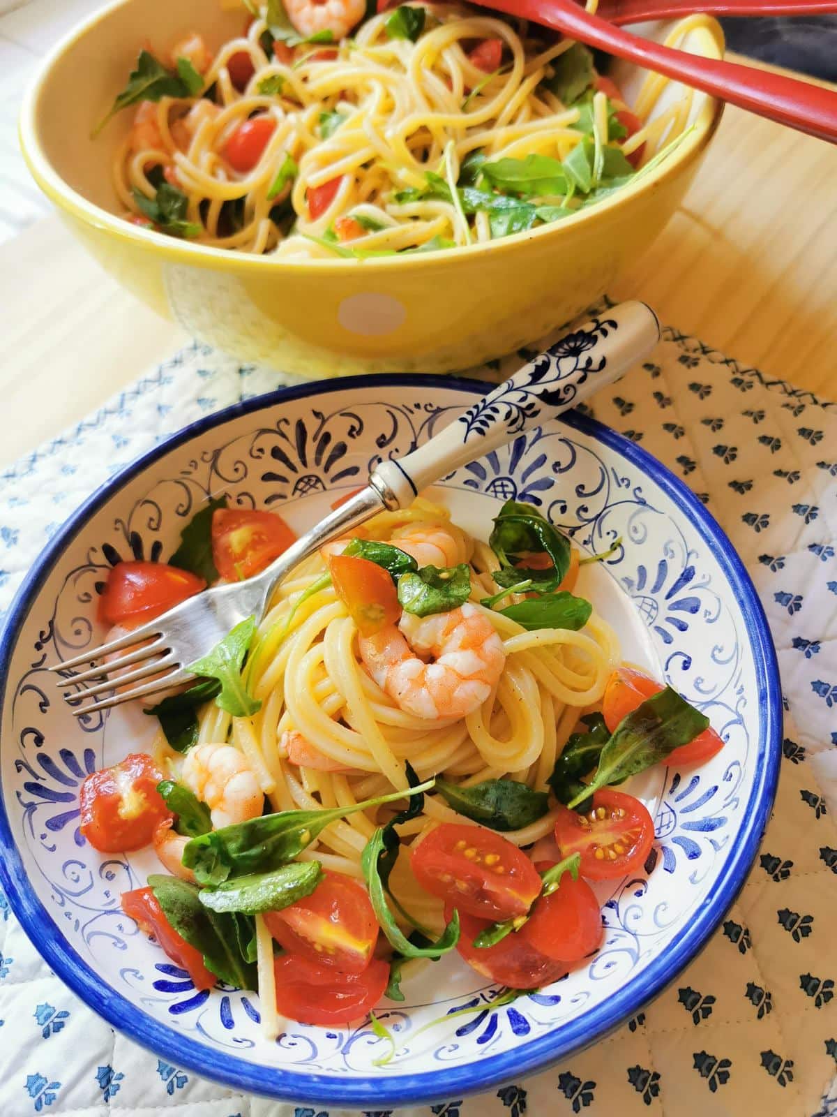 Italian cold spaghetti salad with shrimp