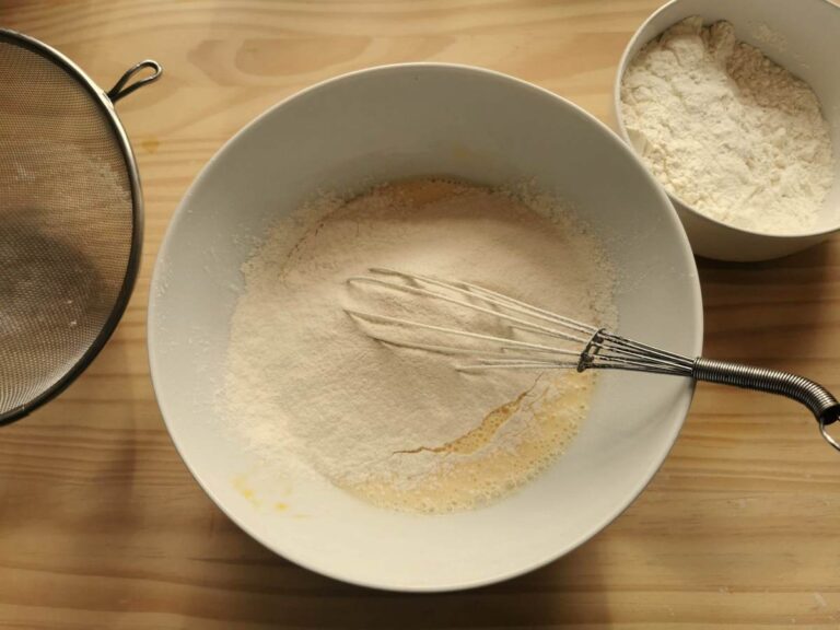 Picture of Italian teardrop dumplings (chnèfflènè) – The Pasta Project