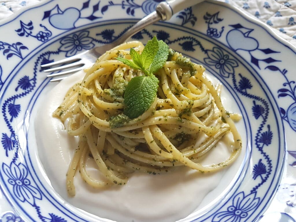 linguine with mint pesto and ricotta cream