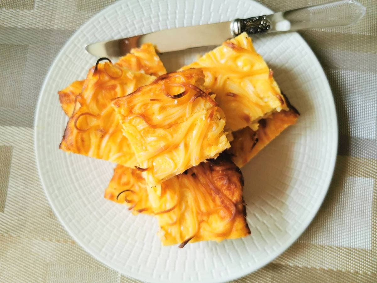 Neapolitan Ricotta and Pasta Pie (Pastiera Napoletana)