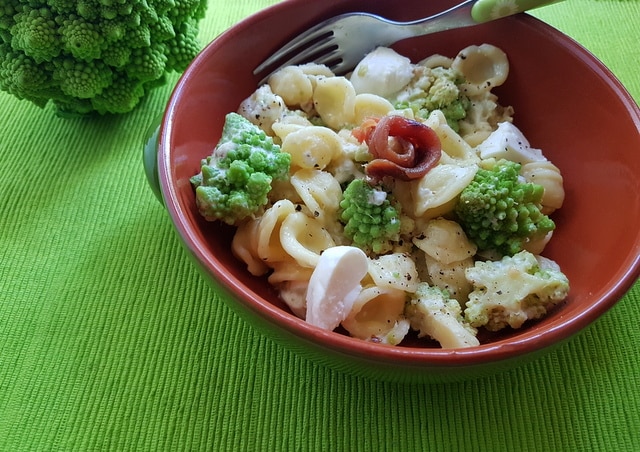 Orecchiette with Romanesco broccoli, burrata and anchovies