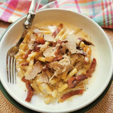 Passatelli pasta with prosciutto and Parmigiano cream.