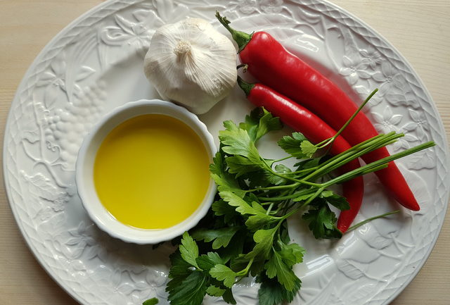 pasta aglio, olio, peperoncino