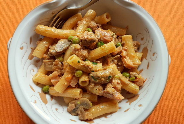 Pasta alla pastora recipe for leftover Bolognese from Alto Adige 