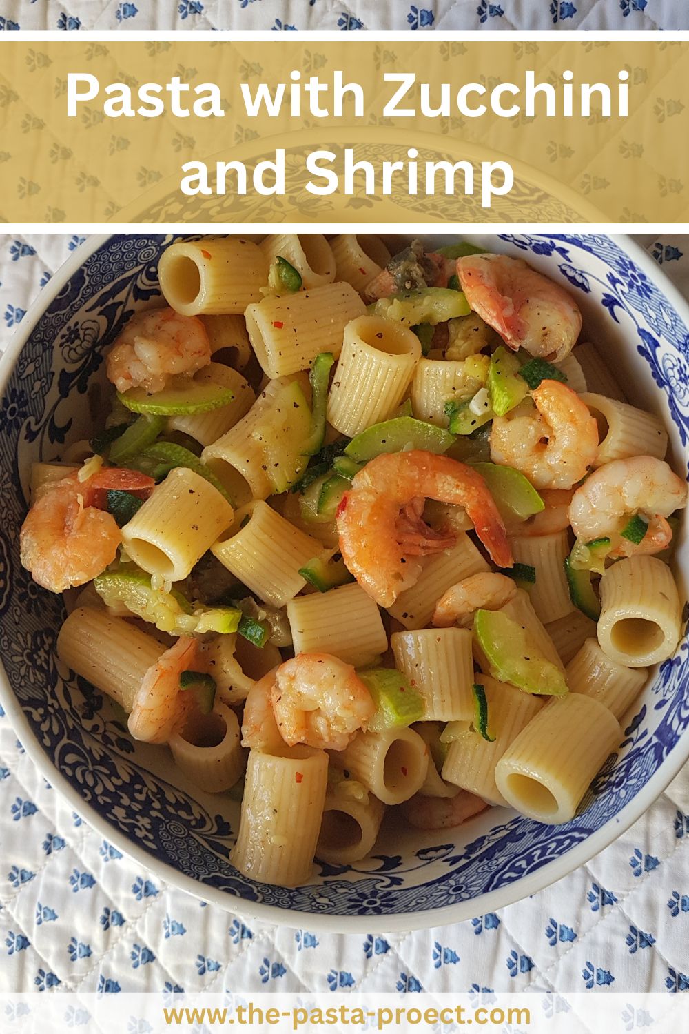 Pasta with courgettes and prawns.