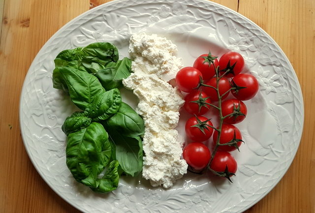 ingredients for pasta with home-made tomato sauce and ricotta