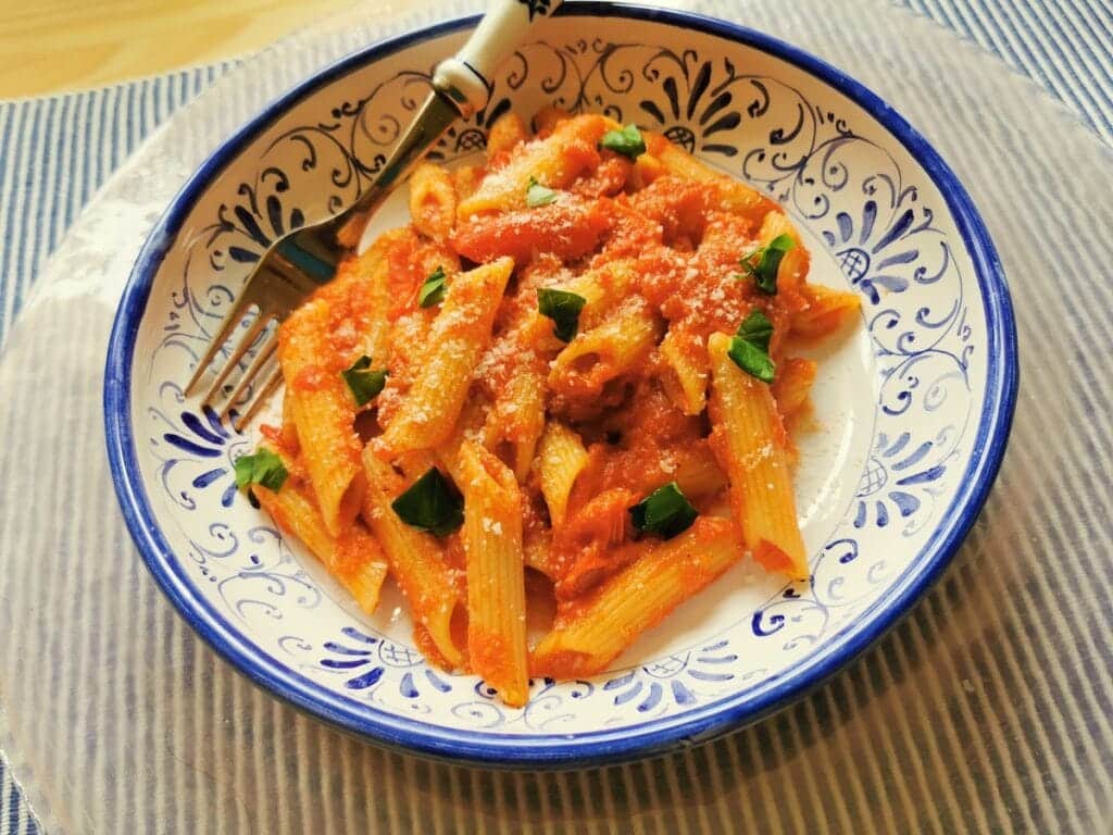 Pasta with tomato sauce allo scarpariello from Naples The Pasta Project