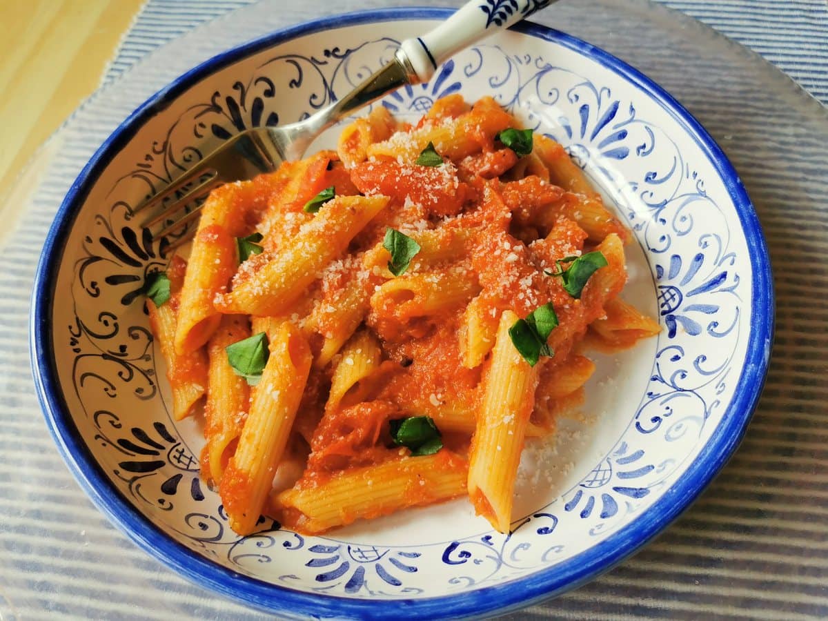 Penne with tomato sauce allo scarpariello.