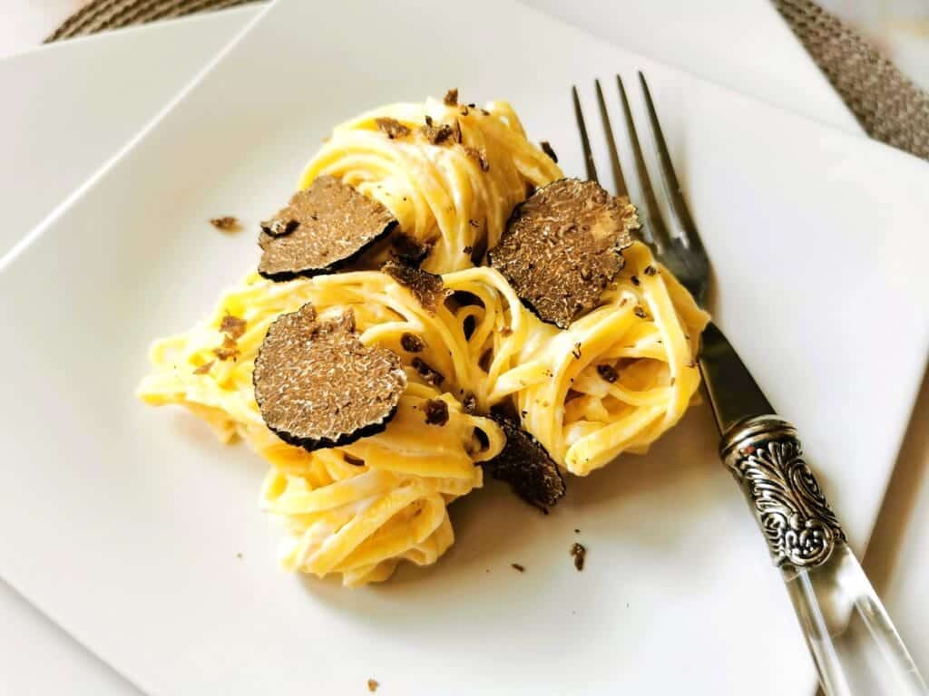 pasta with truffles and mascarpone