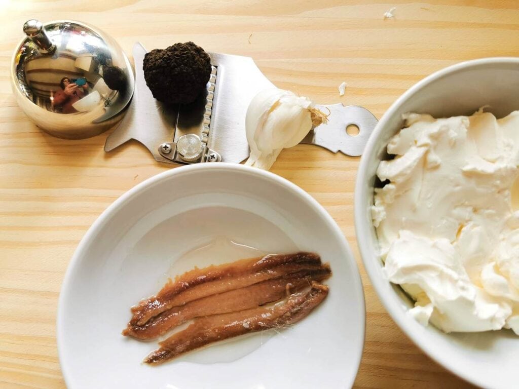 ingredients for truffle and mascarpone cream sauce