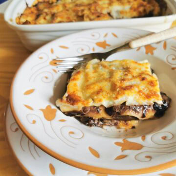Radicchio pasticchio (Italian chicory lasagna).