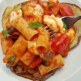 Rigatoni pasta alla parmigiana recipe