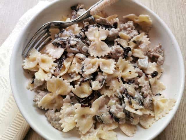 sausage and radicchio pasta