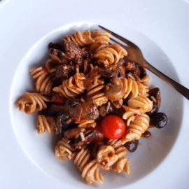 Senatore Cappelli organic whole wheat pasta with Nduja and mushrooms