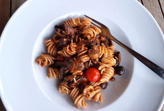 Senatore Cappelli organic whole wheat pasta with Nduja and mushrooms 