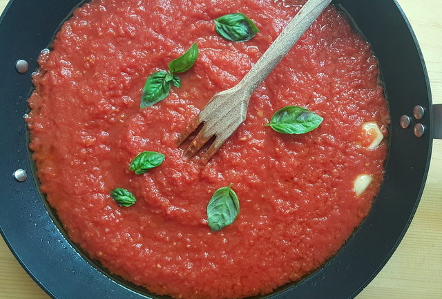 freshly made tomato sauce in skillet