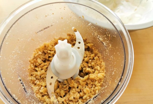 ground walnuts in food processor