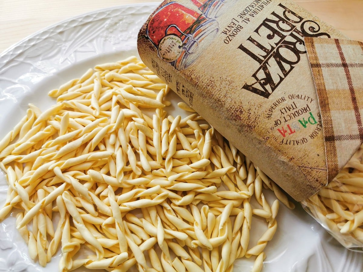 dried strozzapreti pasta