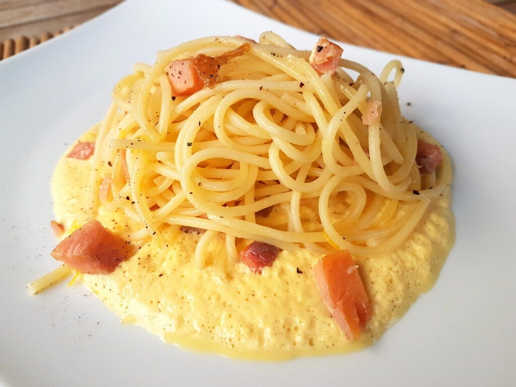 spaghetti with smoked trout carbonara