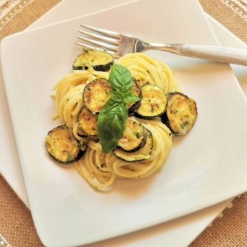 Spaghetti alla Nerano with fried zucchini.