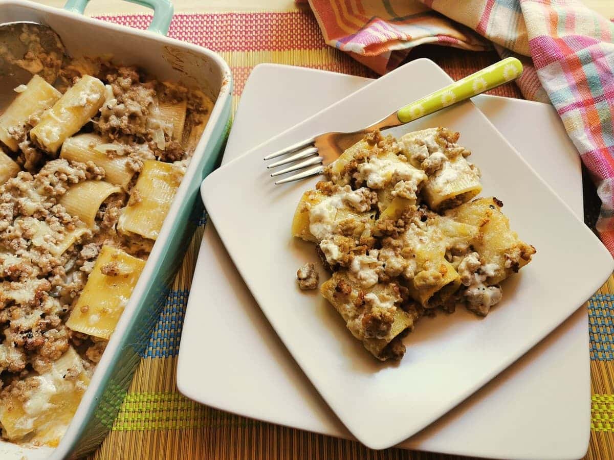 Stuffed paccheri al forno (maccheroni alla pesarese)