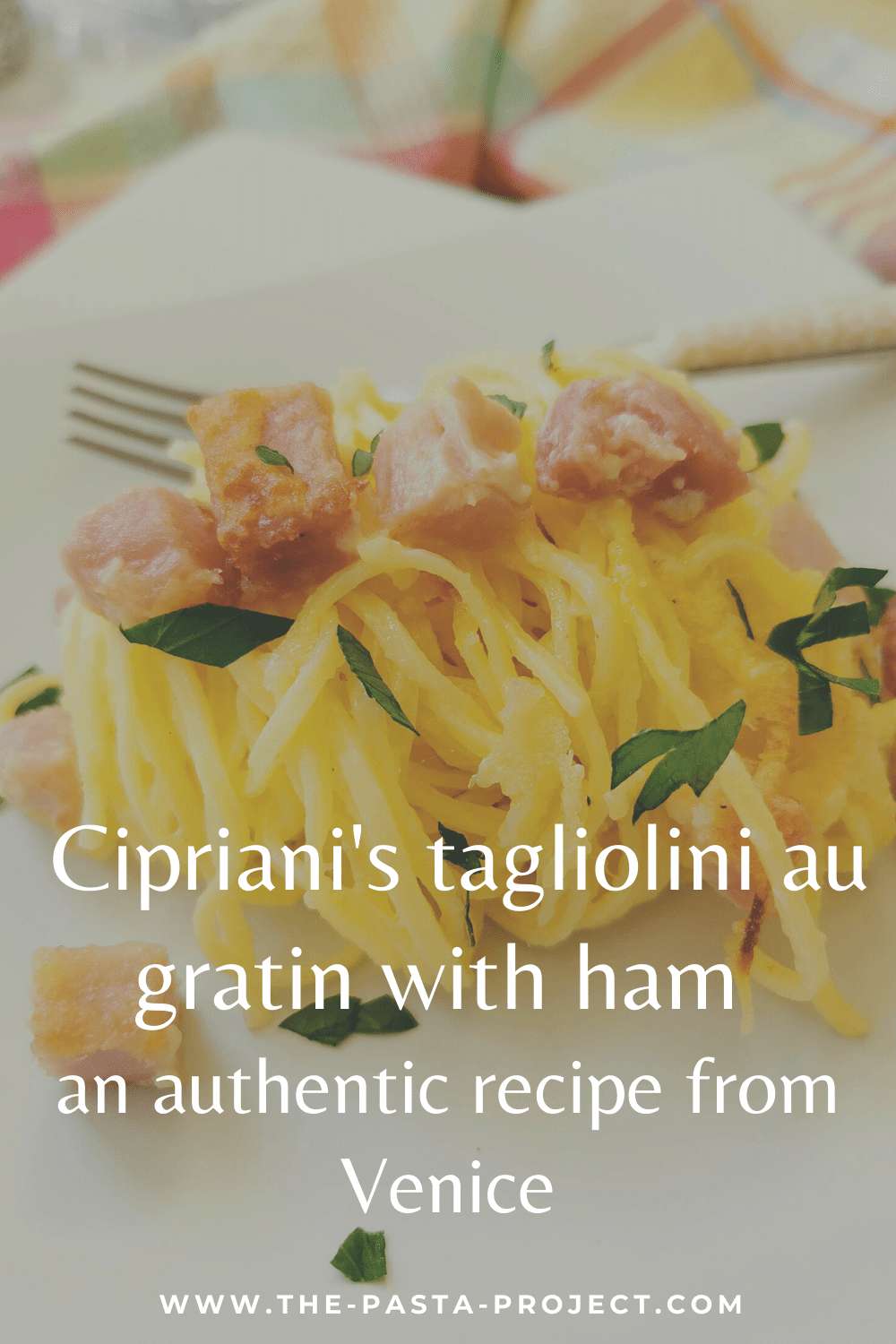 tagliolini au gratin with ham and cream