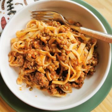 Umbrian lentil and sausage pasta recipe.