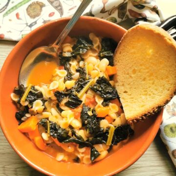 tuscan kale white bean and pasta soup