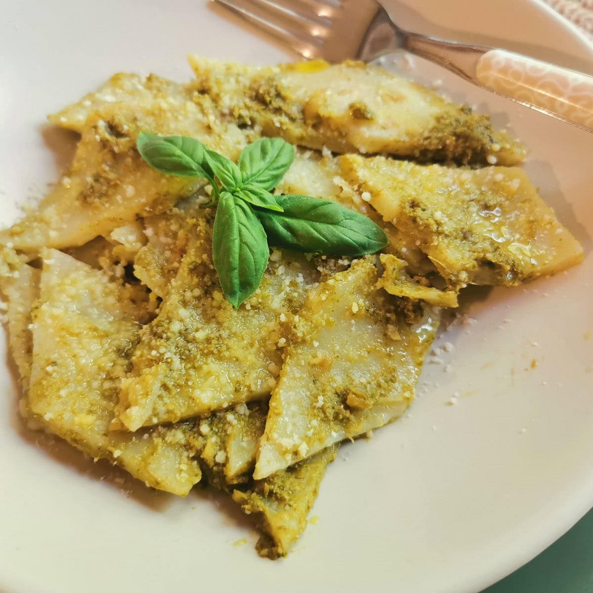 How to make Tuscan testaroli pancake pasta. – The Pasta Project