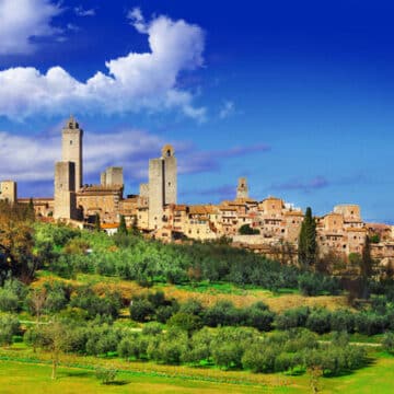 Tuscany the medieval town of san gimigniano