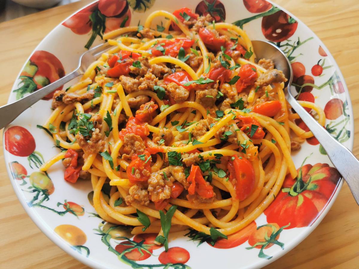 Venetian bigoli with luganega sausage.